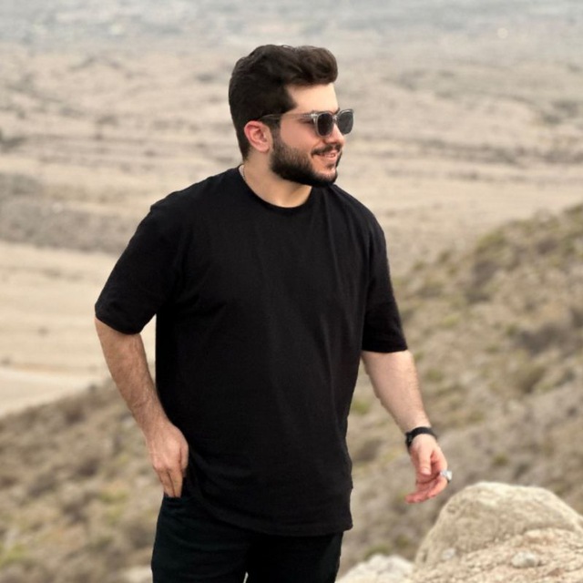 مهدی خوشکام